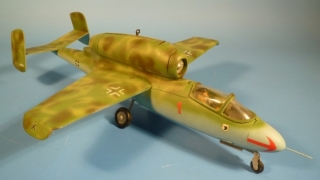 Heinkel He 162 (auch Volksjger genannt)
