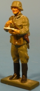 Leutnant mit Notizblock