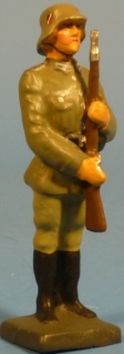 Soldat Gewehr pr�sentierend