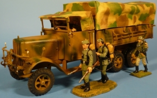 Schwerer Henschel 3 Achs LKW Typ 33 G1