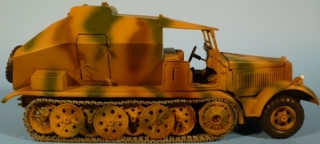 Krauss-Maffei 8t Halbkettenzugmaschine (Sd. Kfz. 7) Feuerleitstand beim Verschu� der V 2