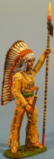 Indianer H�uptling stehend mit Gewehr und Speer