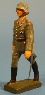 Offizier marschierend