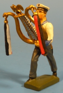 Lyratr�ger marschierend