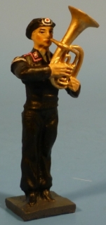 Panzer-Tenorhornbl�ser stillgestanden