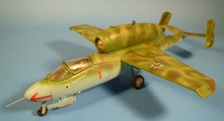 Heinkel He 162 (auch Volksjger genannt)