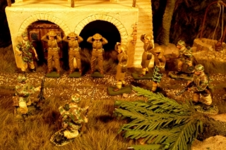 Fallschirmj�ger mit gefangenen Briten