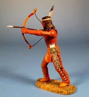 Indianer mit Pfeil und Bogen nach vorne schie�end