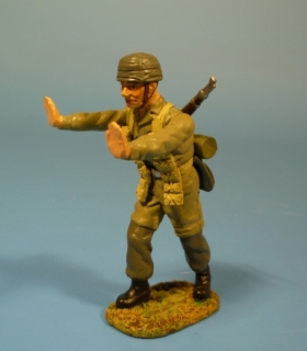 Fallschirmj�ger schiebend