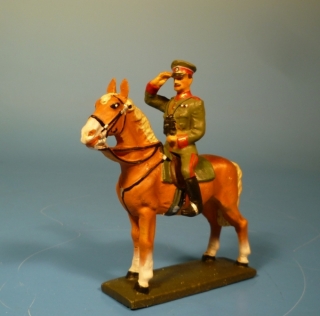 Kaiser Wilhelm der II zu Pferd in Felduniform gr��end