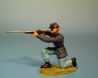Unions Soldat kniend mit Gewehr