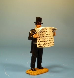 Kaufmann stehend mit Zeitung