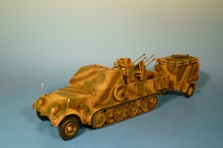 Krauss-Maffei 8t Halbkettenzugmaschine (Sd. Kfz. 7/1) mit  2-cm-Flakvierling 38 und gepanzertem F�hrerhaus