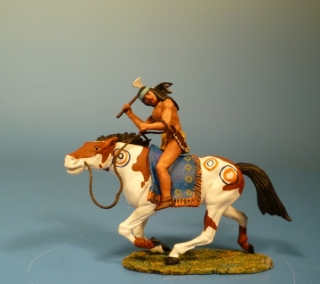 Indianer zu Pferd mit Tomahawk