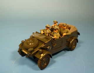 VW Kbelwagen Typ 82 mit Generlen und Adjutanten