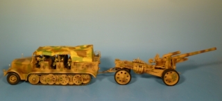 Krauss-Maffei 8t Halbkettenzugmaschine (Sd. Kfz. 7)  mit auf und zu klappbarer Stoffplane