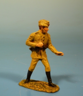 Rote Armee Artillerist stehend f�r Abzug