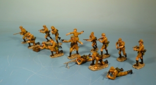 Afrikakorps Infanterie im Angriff