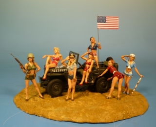 US Pin Up Girls mit Willys Jeep