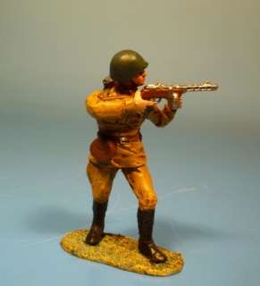 Rote Armee Soldat schie�end mit PPSh-41