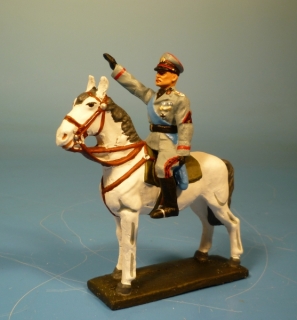 Duce Benito Mussolini zu Pferd