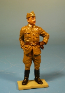 Francisco Franco stehend
