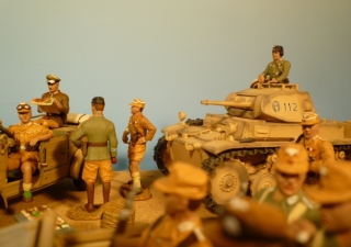 Diorama Afrikakorps 1941: Generalfeldmarschall Erwin Rommel bei der Lagebesprechung  in der Kyrenaika 1941