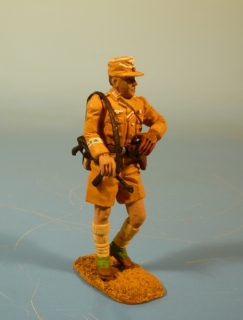 Afrikakorps Offizier mit MP40