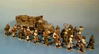 Waffen-SS Kampfgruppe Peiper auf dem Weg nach Malmedy w�hrend der Ardennenoffensive 1944