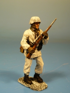 Waffen-SS  Scharfschtze in Winteruniform