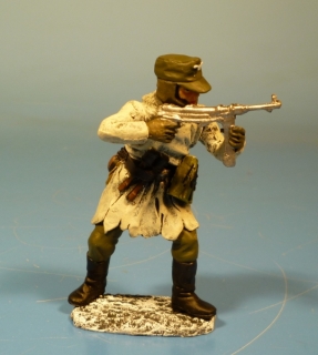Wehrmacht Winter Unteroffizier mit MP 40