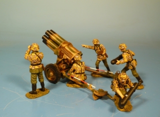 15-cm-Nebelwerfer 41 mit Waffen-SS Eichentarn Herbst Soldaten