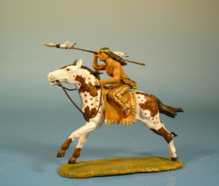 Indianer zu Pferd Speer werfend